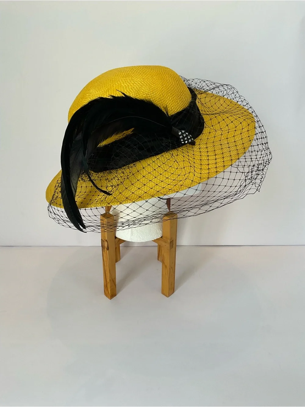 Vintage Miss Bierner Elegant Yellow Veiled Derby Hat with Black Feather Trim